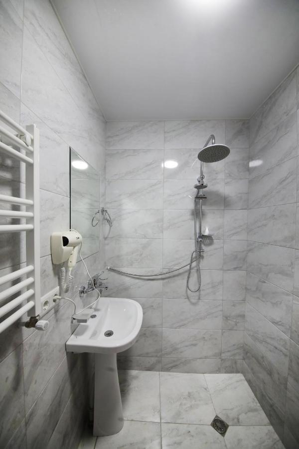 Bessarion Boutique Hotel Kutaisi Exterior photo